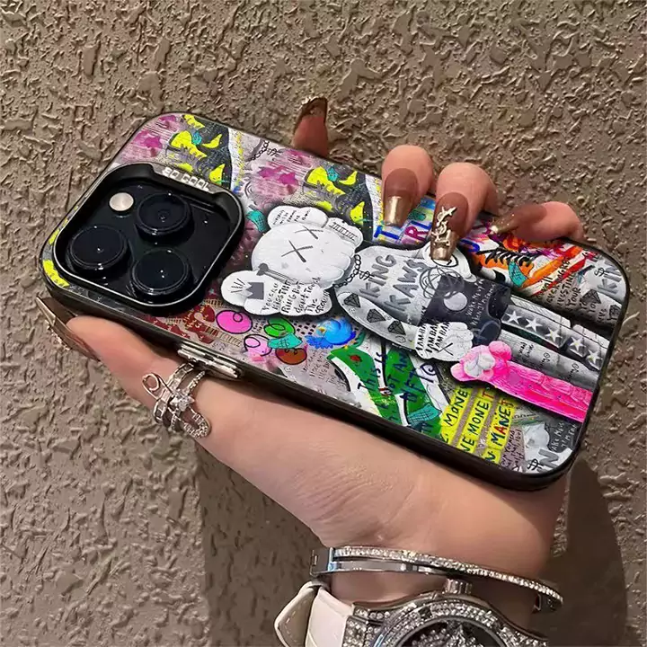 ハイブランド カウズ Kaws 可愛い iphone16/16pro ケース カバー おしゃれ 人気 カウズ Kaws スマホケースSC24080726