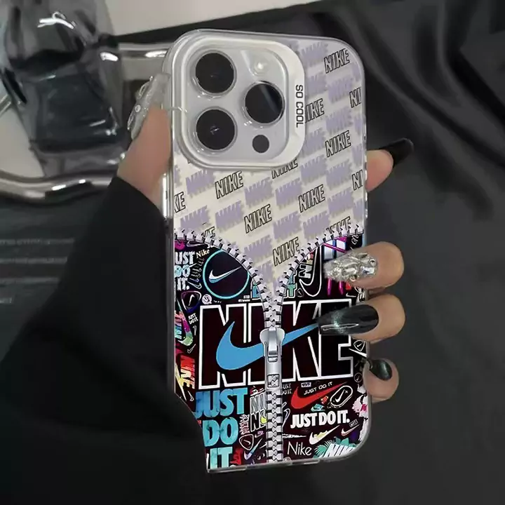 Nike iphone16カバー