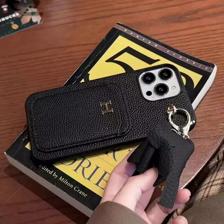 エルメスiphone16ケース背面にカード入れ付き