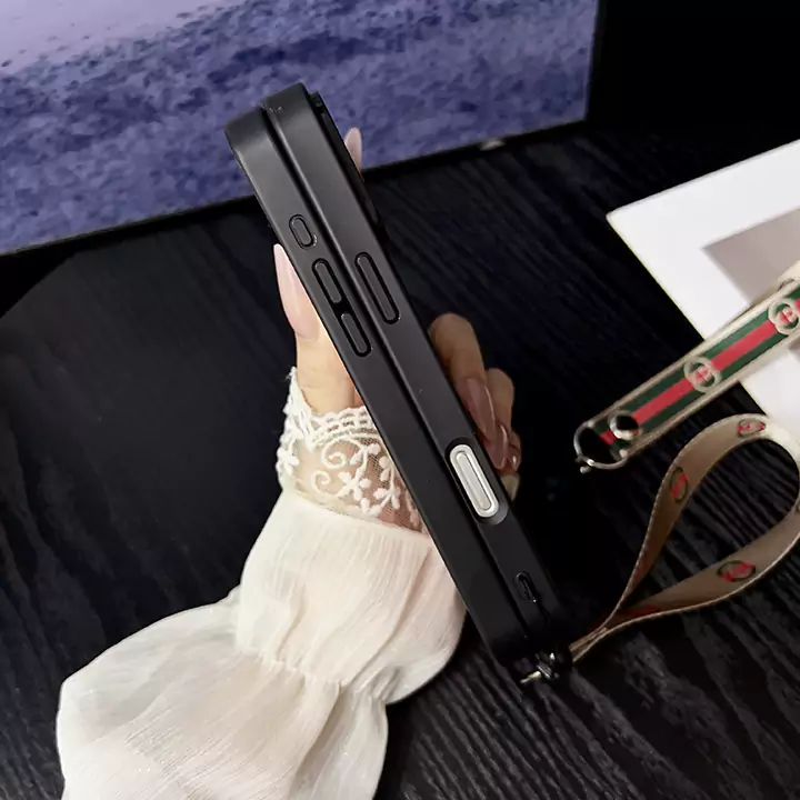 オールドグッチiphone16ケース