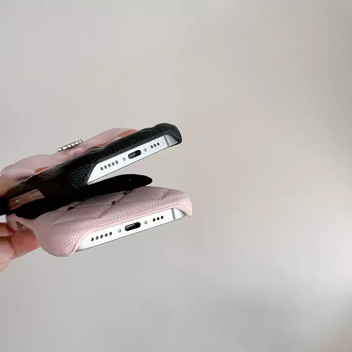 chanel iphone16 proケース ラインストーン