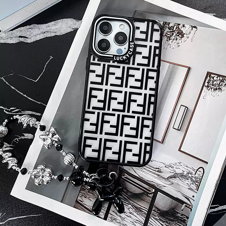 fendi iphone16 proケースストラップ付き