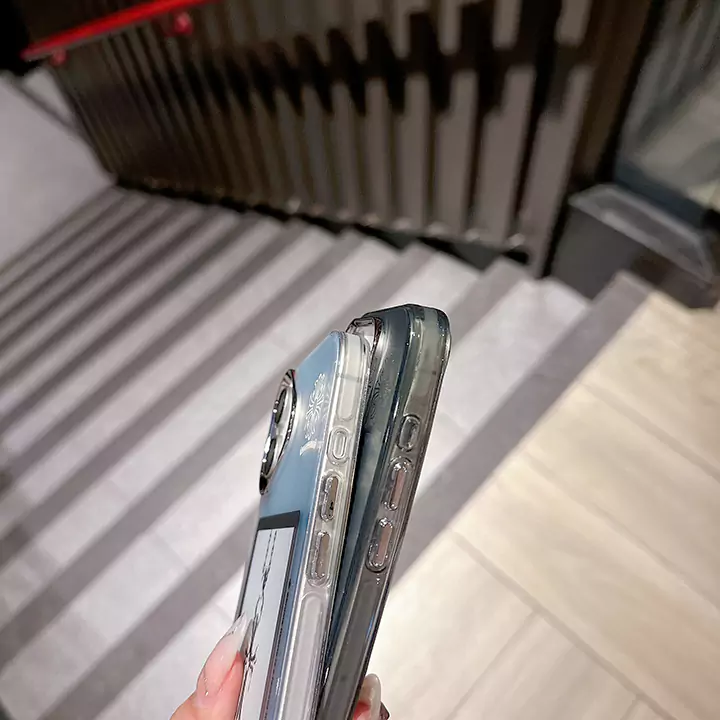 クロムハーツアイホン16ケース ユニセックス