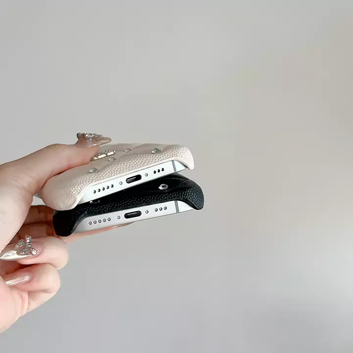 シャネルiphone16 proケース マドモアゼル風