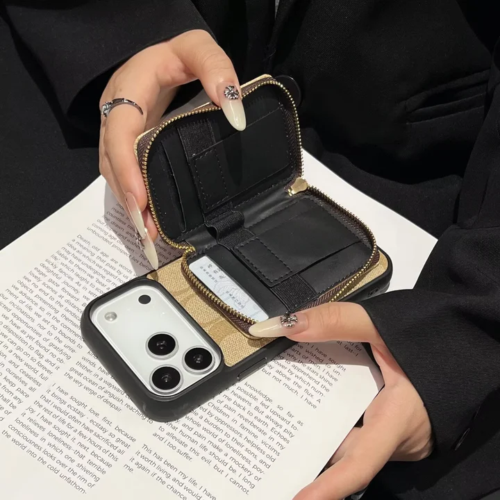 背面ファスナーポケット コーチ