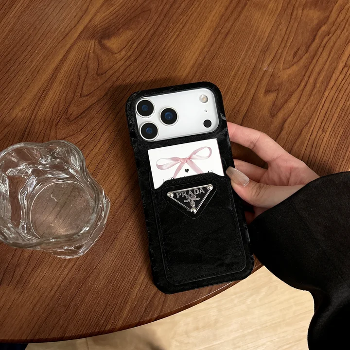 iPhone17Pro レザー 携帯カバー 新品