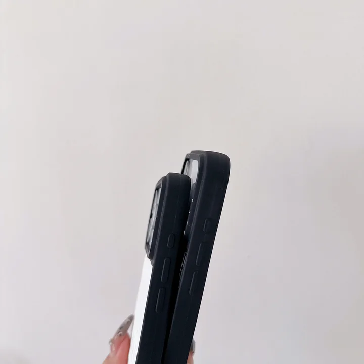 iPhone17Pro 携帯ケース ミュウミュウ