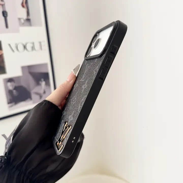 LV iphone17ケース レンズ保護