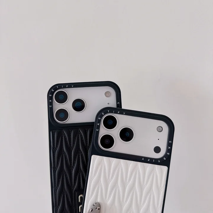 ミュウミュウ 金箔押し iPhoneケース